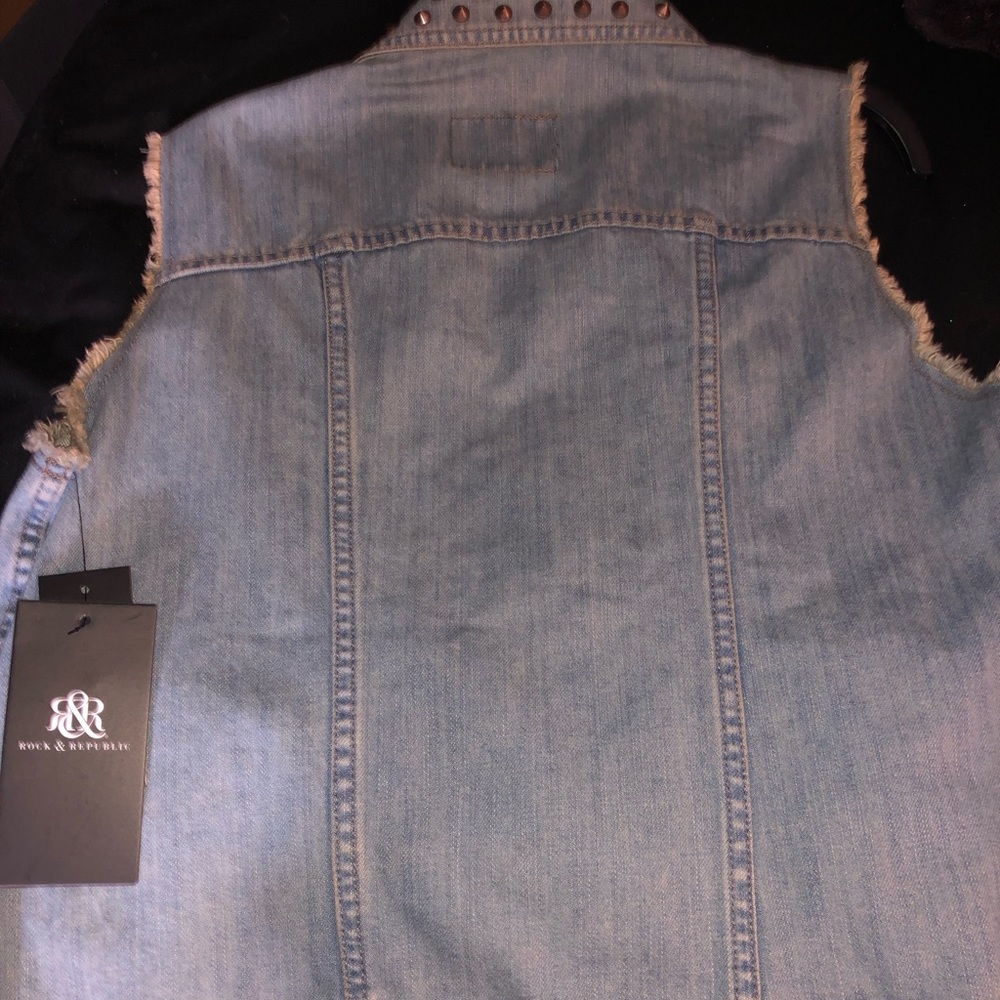 Jean vest - Picture 2 of 3